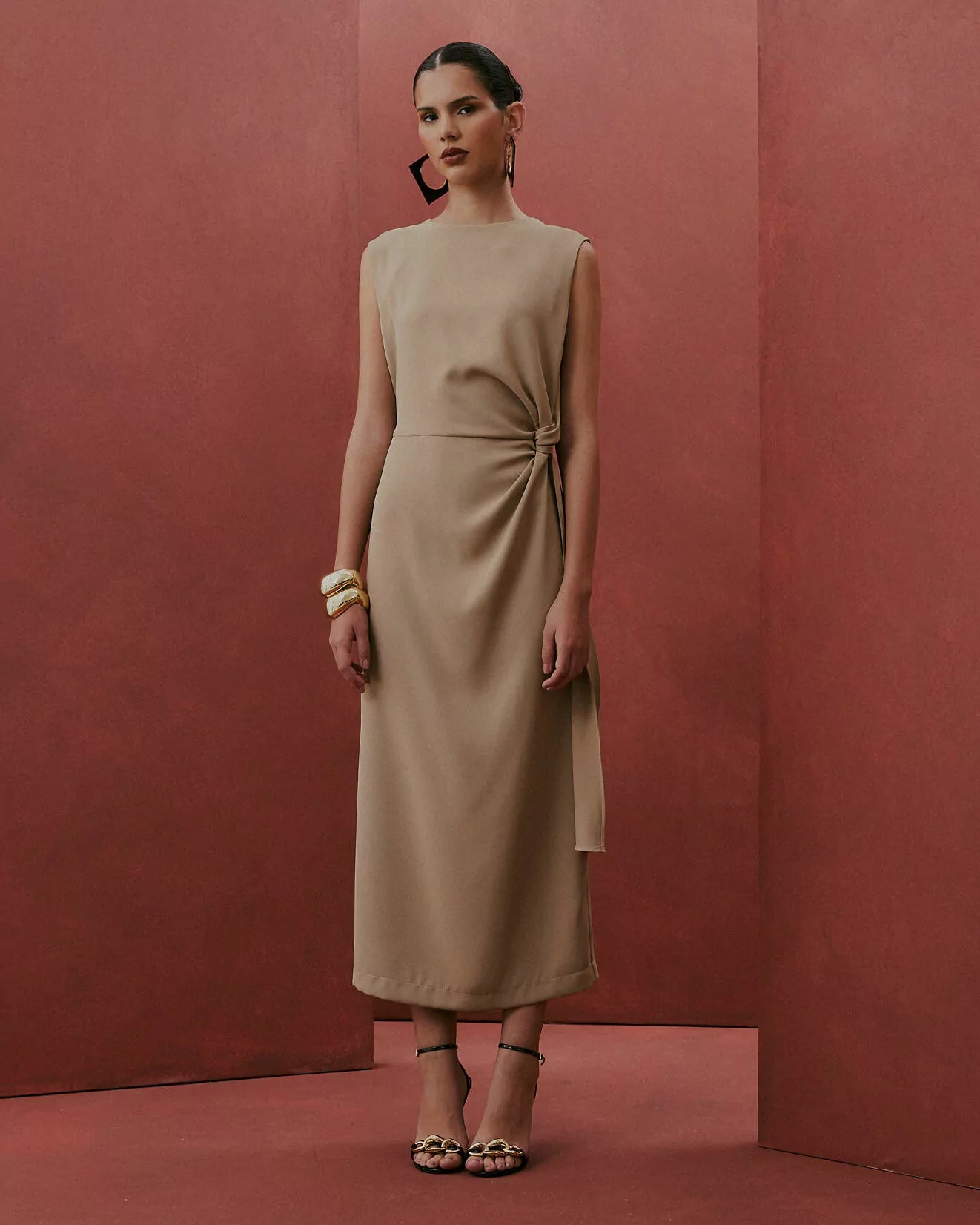 VESTIDO LISO MIDI