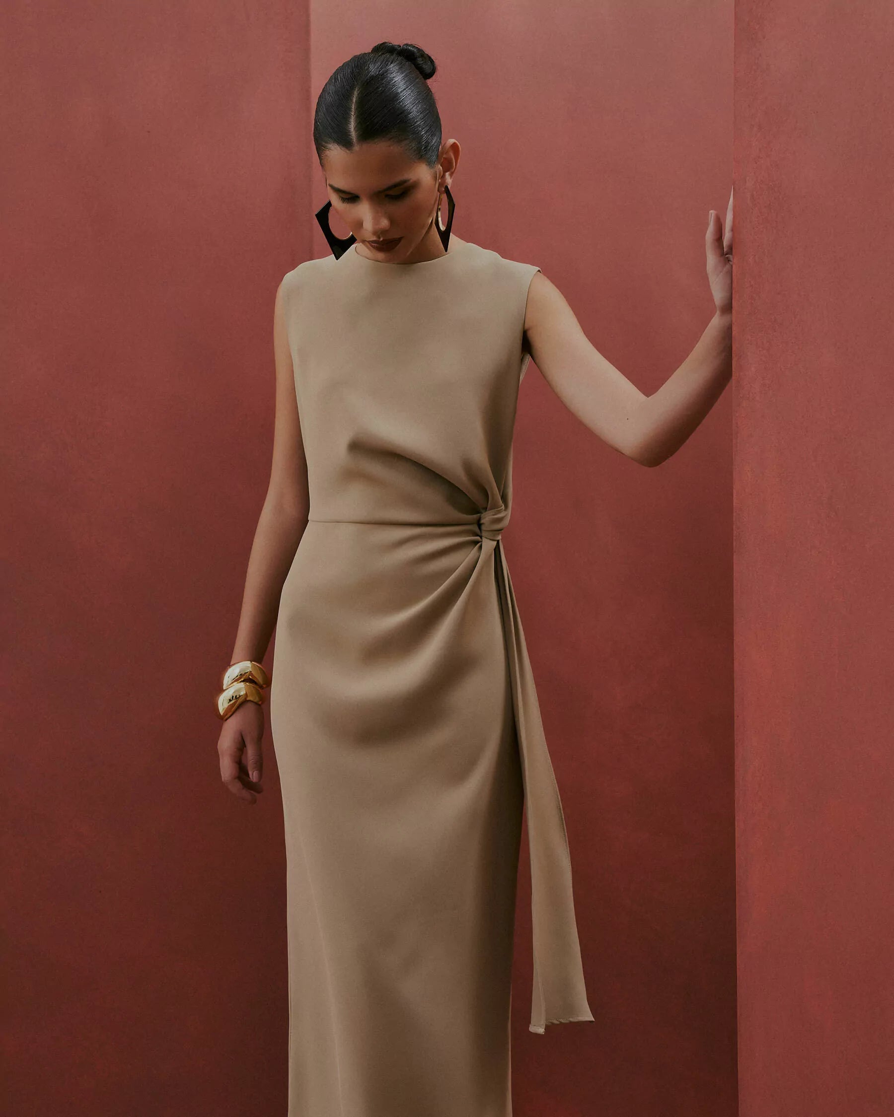 VESTIDO LISO MIDI