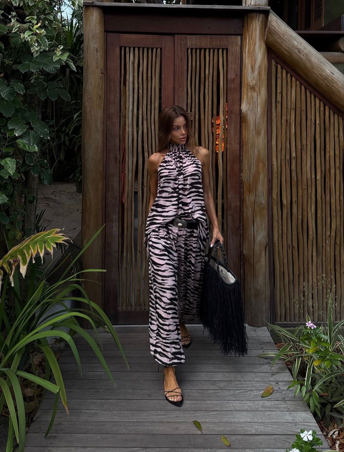 TÚNICA ESTAMPADA PRINT ZEBRA  DECOTE HALTER